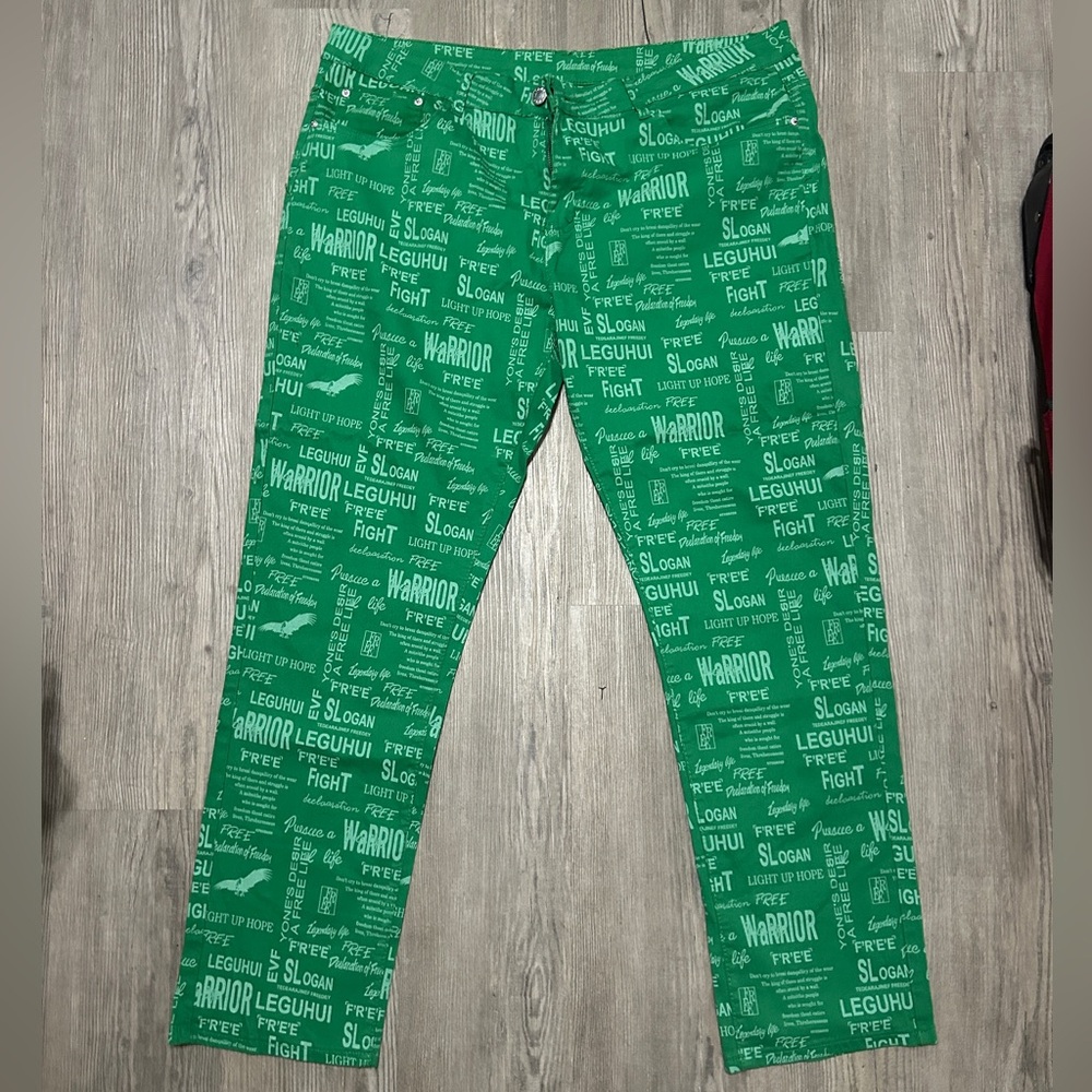 Graphic Print Jeans